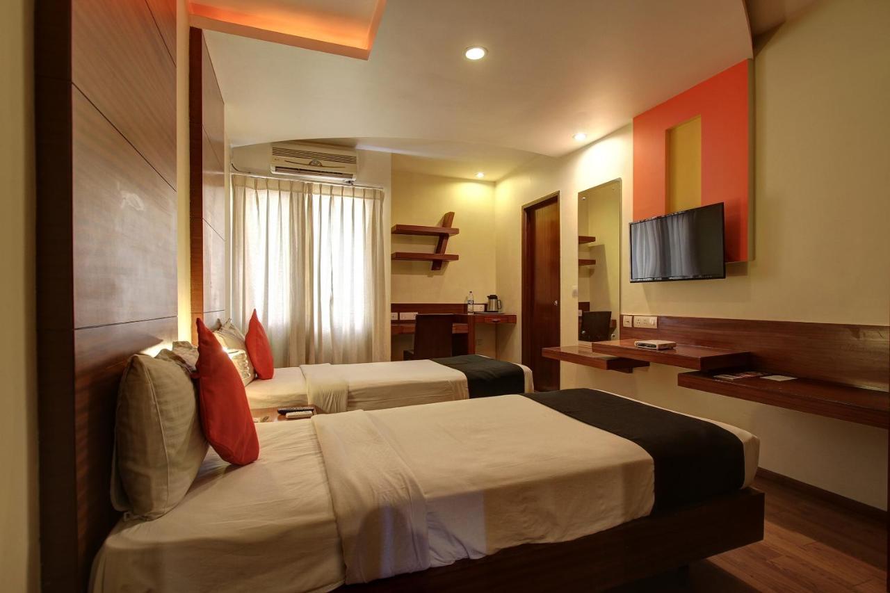 Capital O 80566 Hotel Mayank Bilāspur Exterior foto