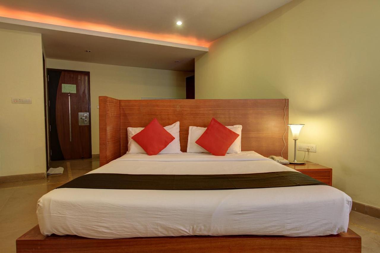 Capital O 80566 Hotel Mayank Bilāspur Exterior foto